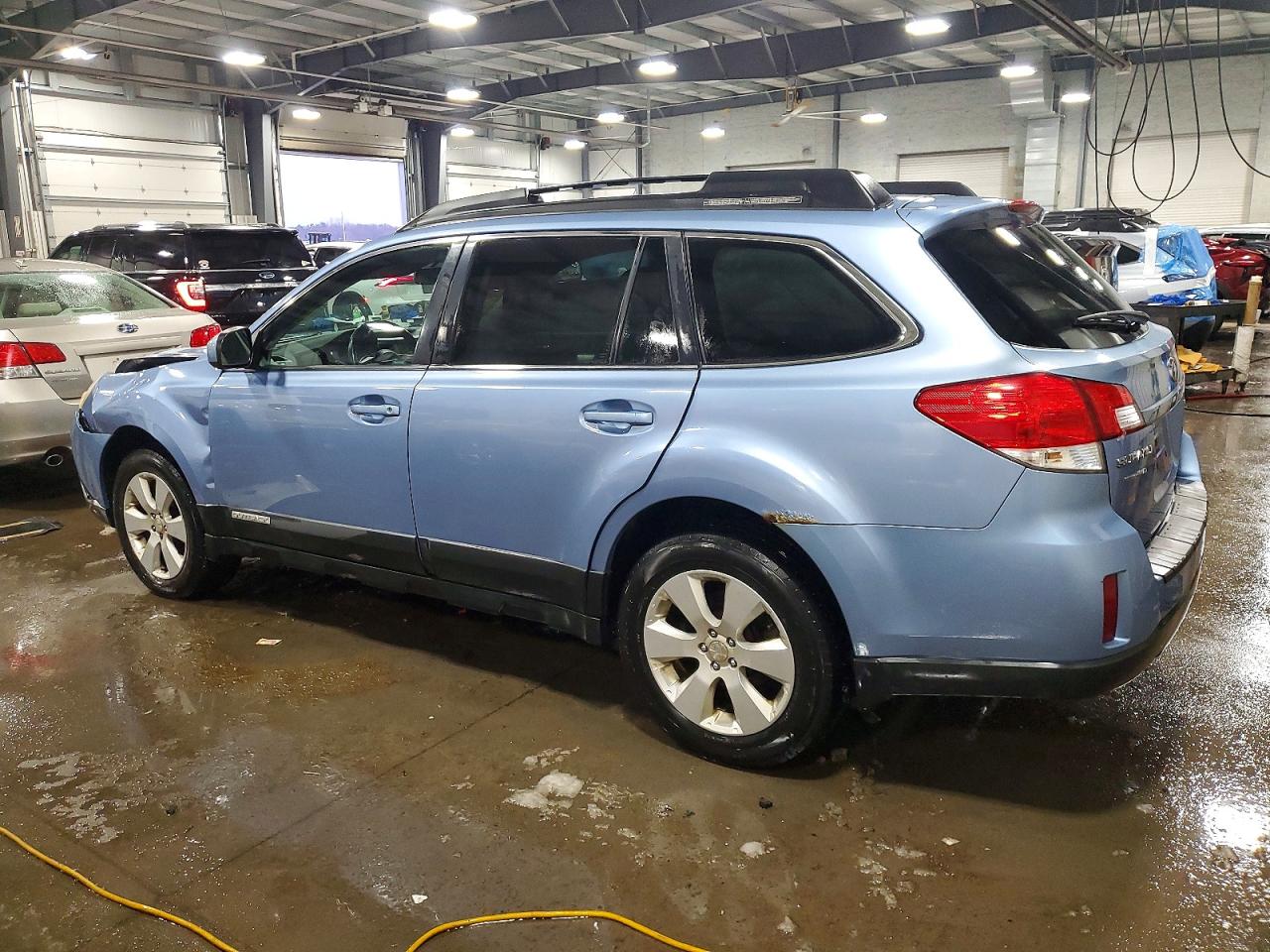 2010 SUBARU OUTBACK 2.5I PREMIUM photo 2