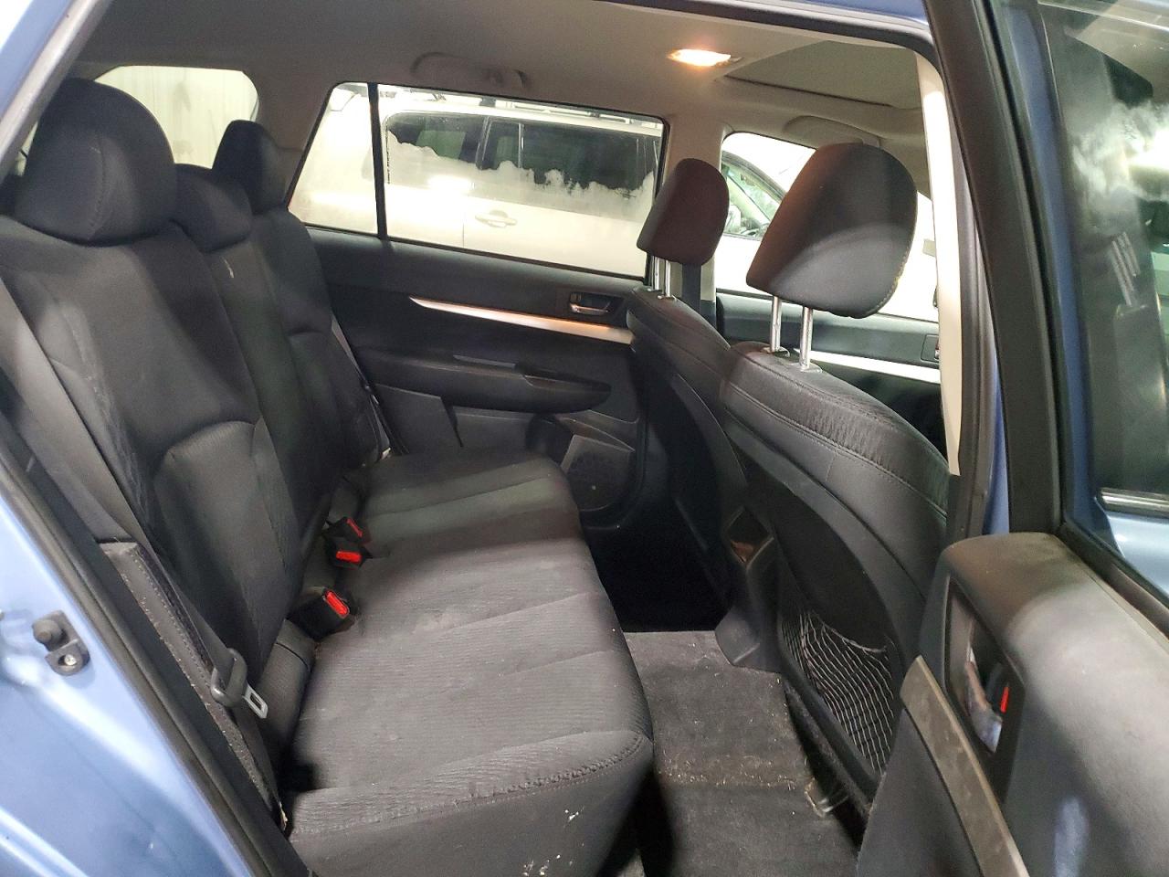 2010 SUBARU OUTBACK 2.5I PREMIUM photo 10