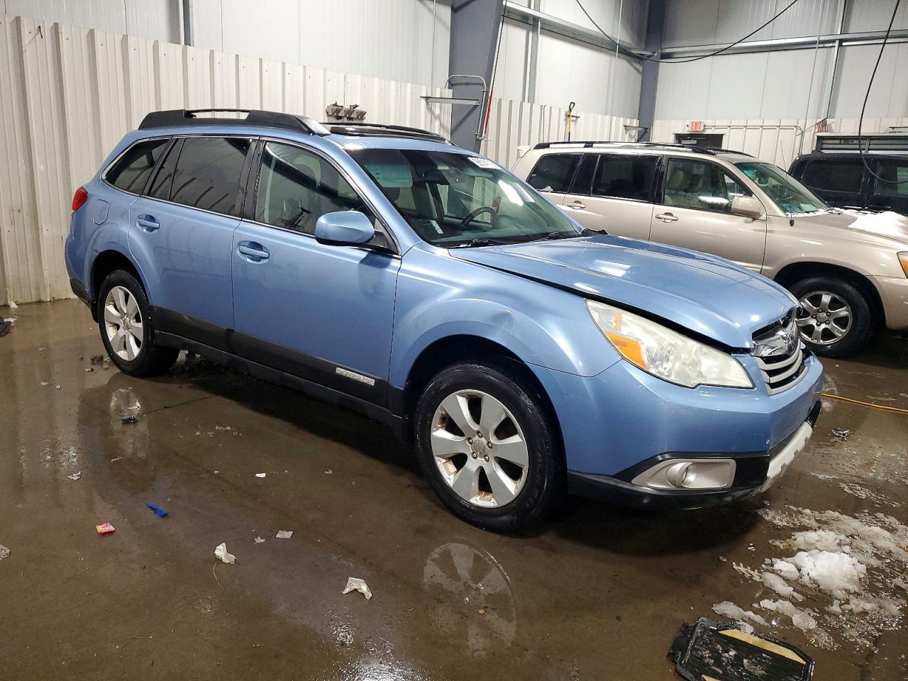 2010 SUBARU OUTBACK 2.5I PREMIUM photo 4
