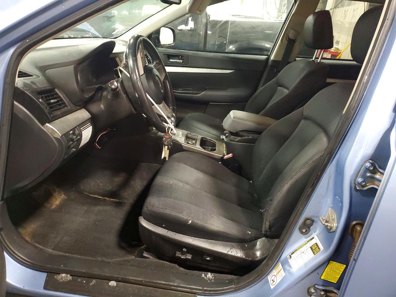 2010 SUBARU OUTBACK 2.5I PREMIUM photo 7