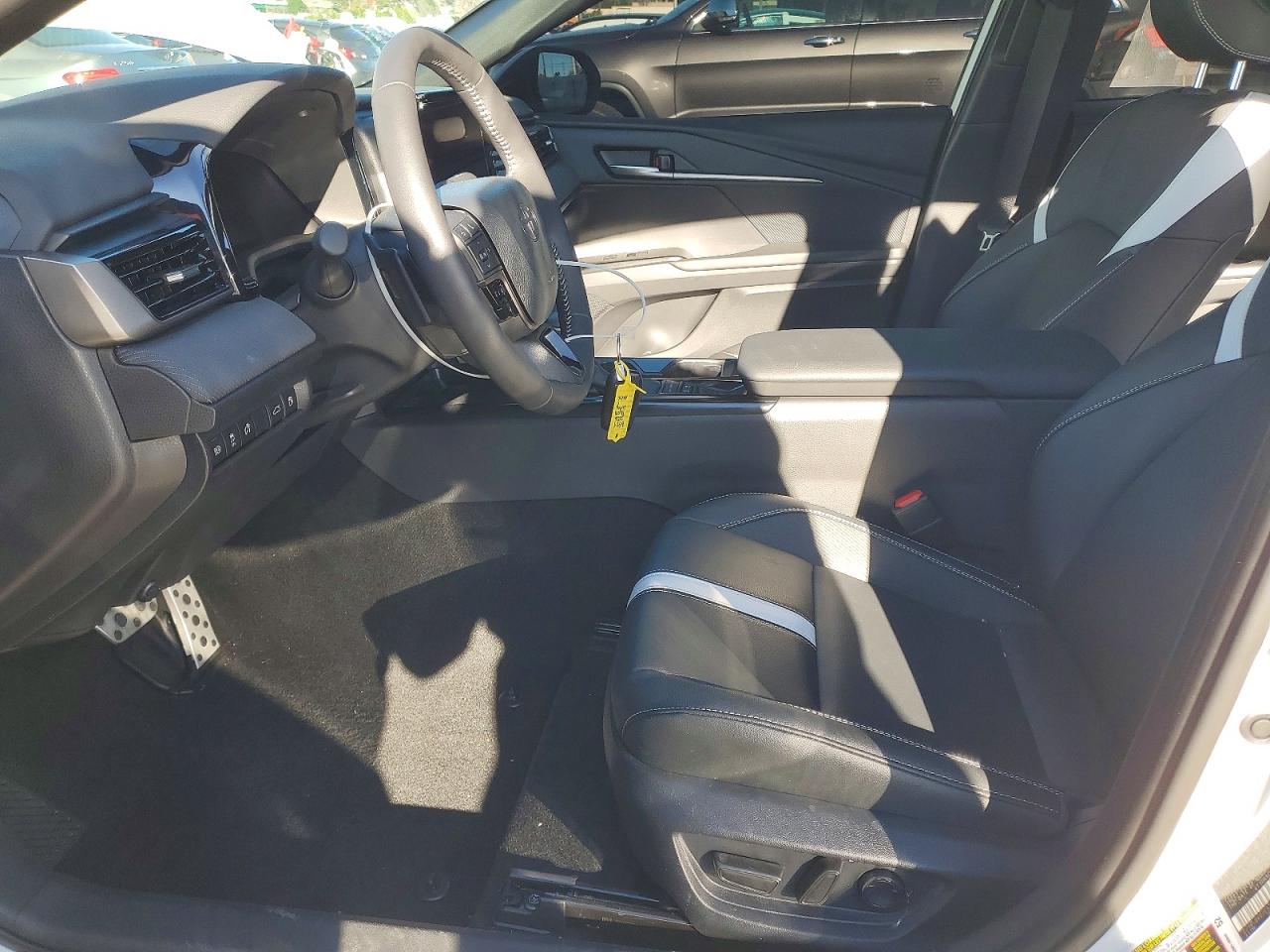 2026 TOYOTA CAMRY XSE photo 7