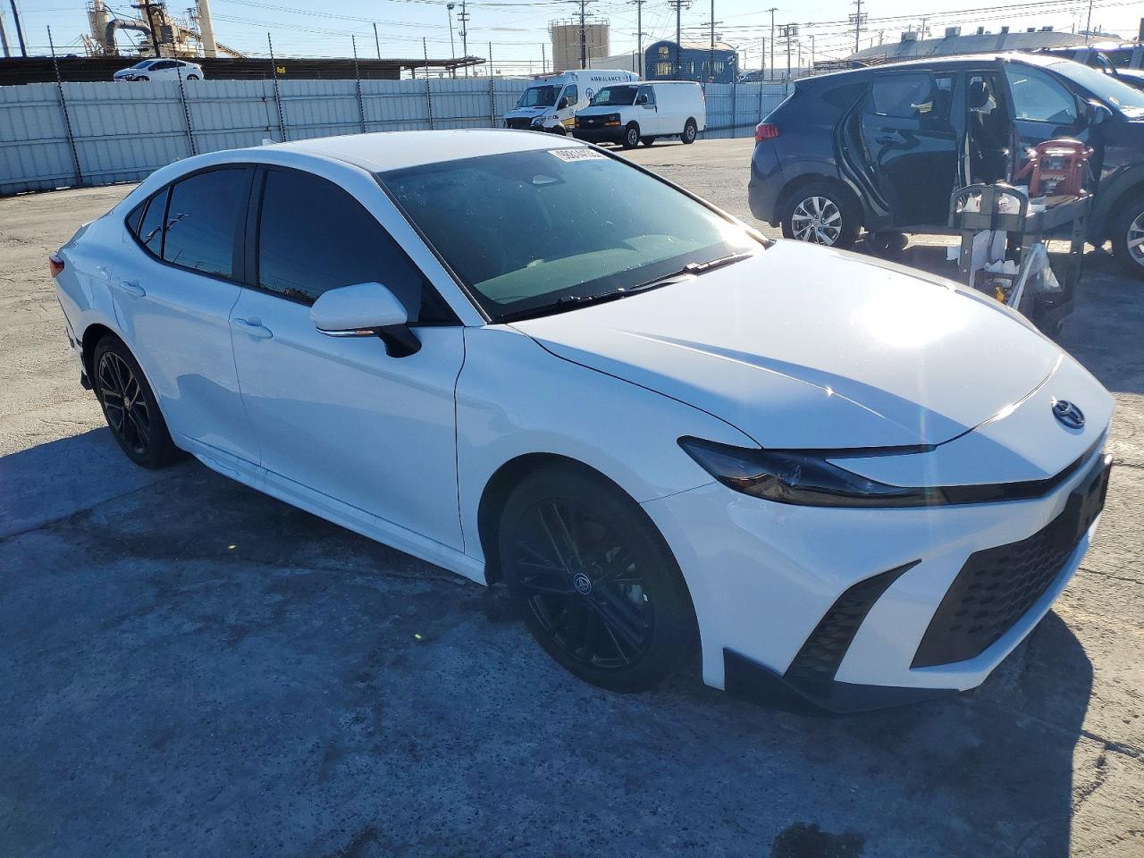 2026 TOYOTA CAMRY XSE photo 4