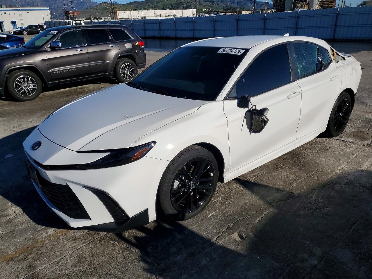 2026 TOYOTA CAMRY