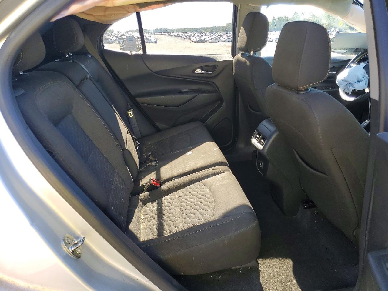 2021 CHEVROLET EQUINOX LT photo 11