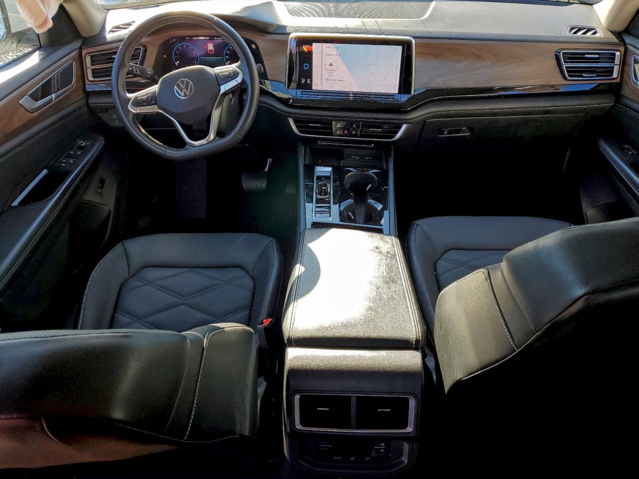 2024 VOLKSWAGEN ATLAS SE photo 8