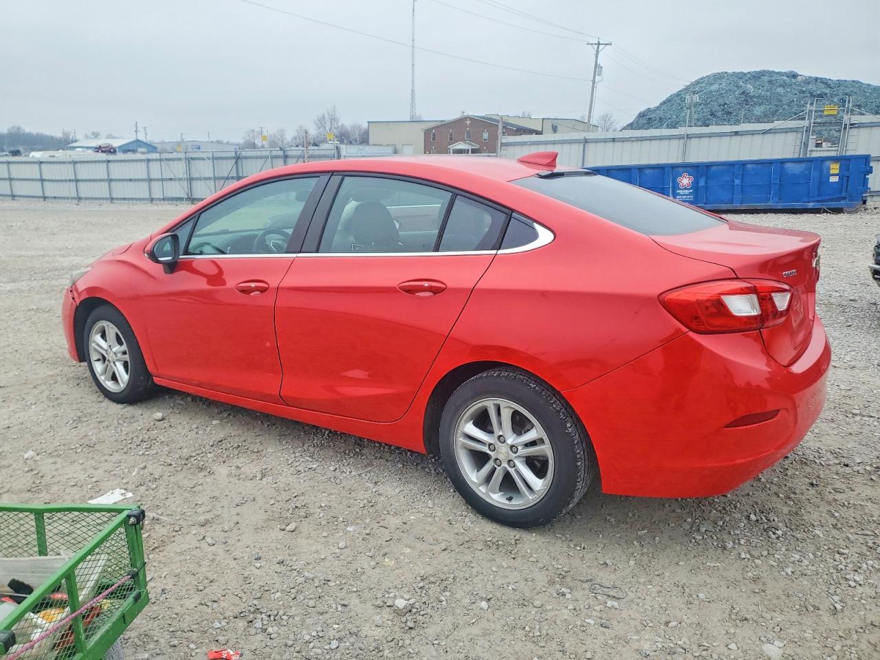 2017 CHEVROLET CRUZE LT photo 2