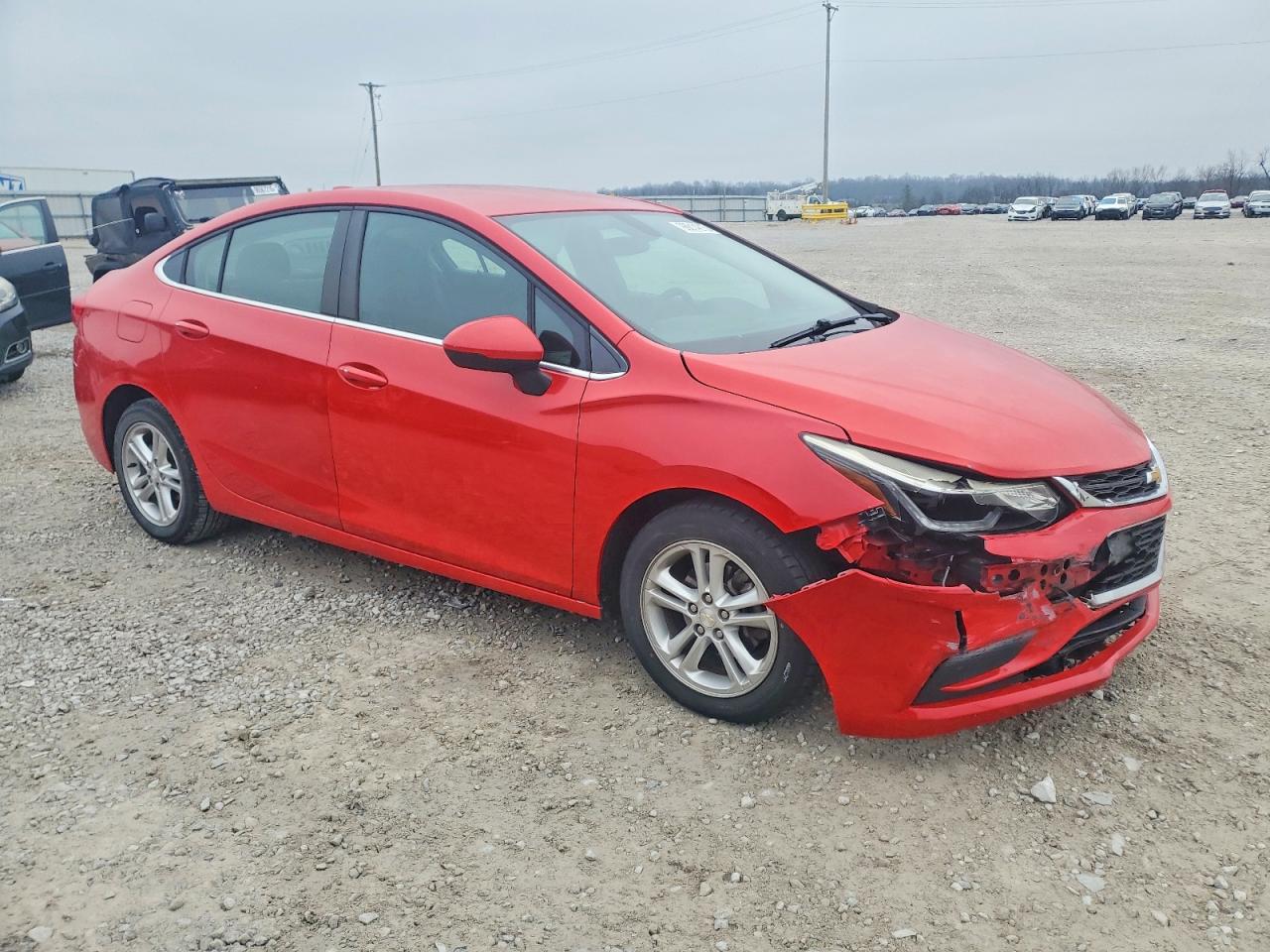 2017 CHEVROLET CRUZE LT photo 4
