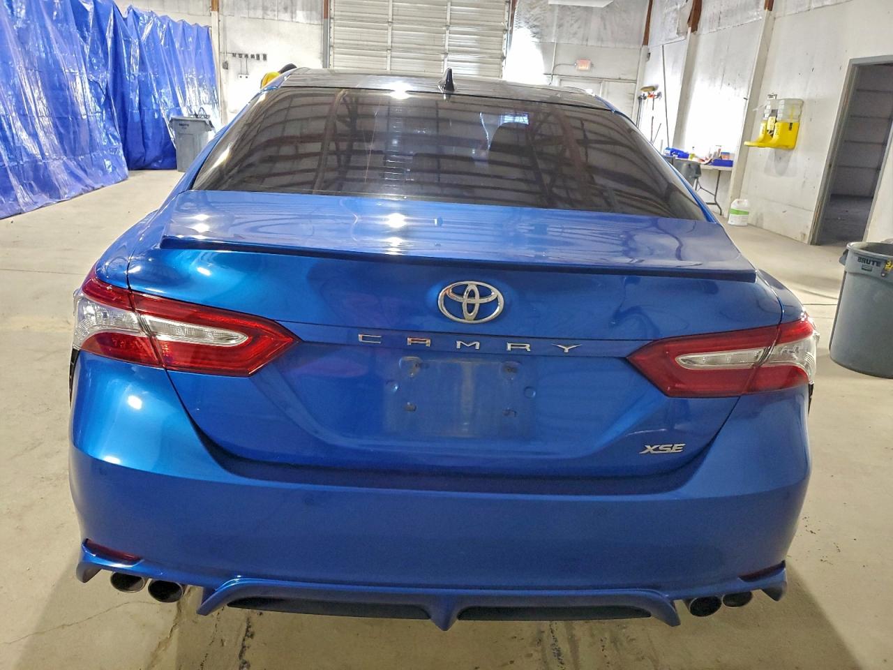 2018 TOYOTA CAMRY XSE photo 6