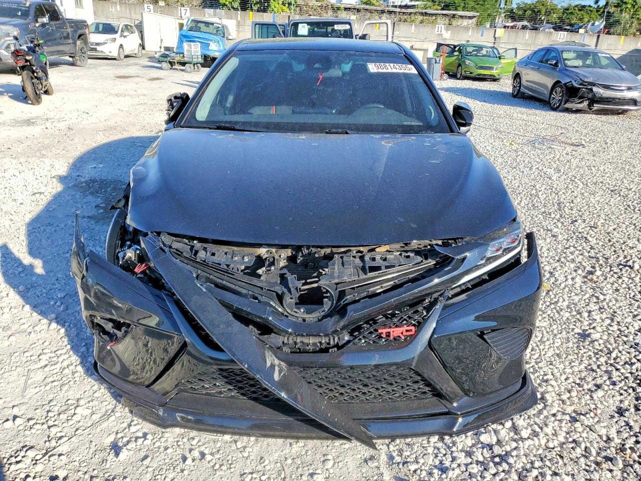 2021 TOYOTA CAMRY TRD photo 5