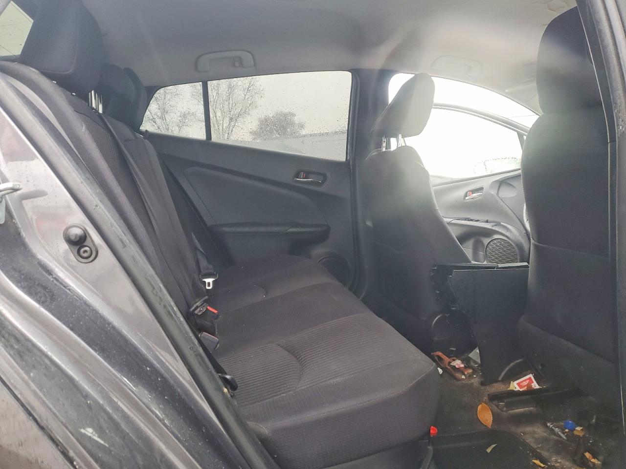2017 TOYOTA PRIUS photo 10