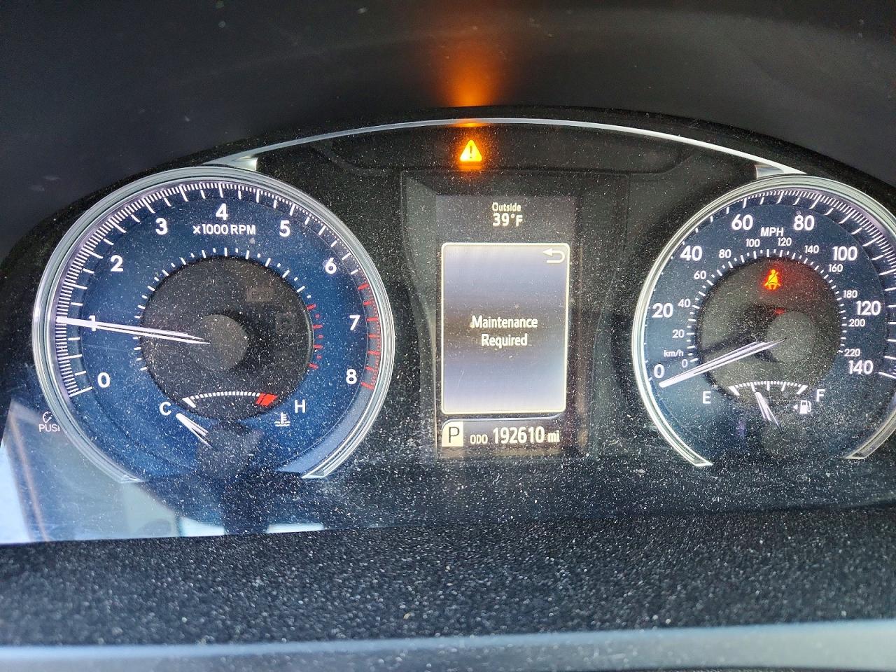 2017 TOYOTA CAMRY LE photo 9