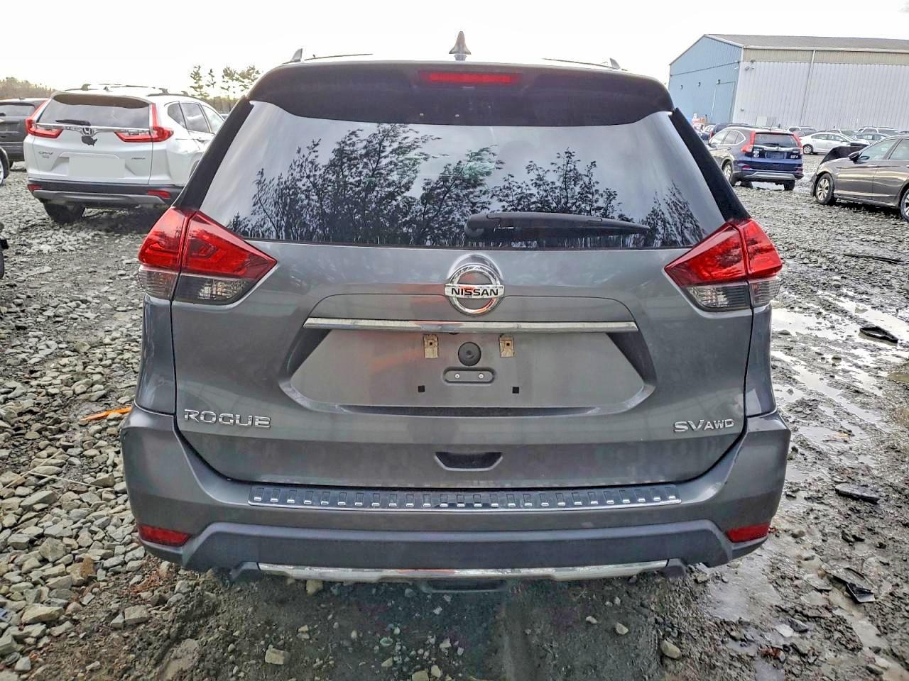2018 NISSAN ROGUE S photo 6