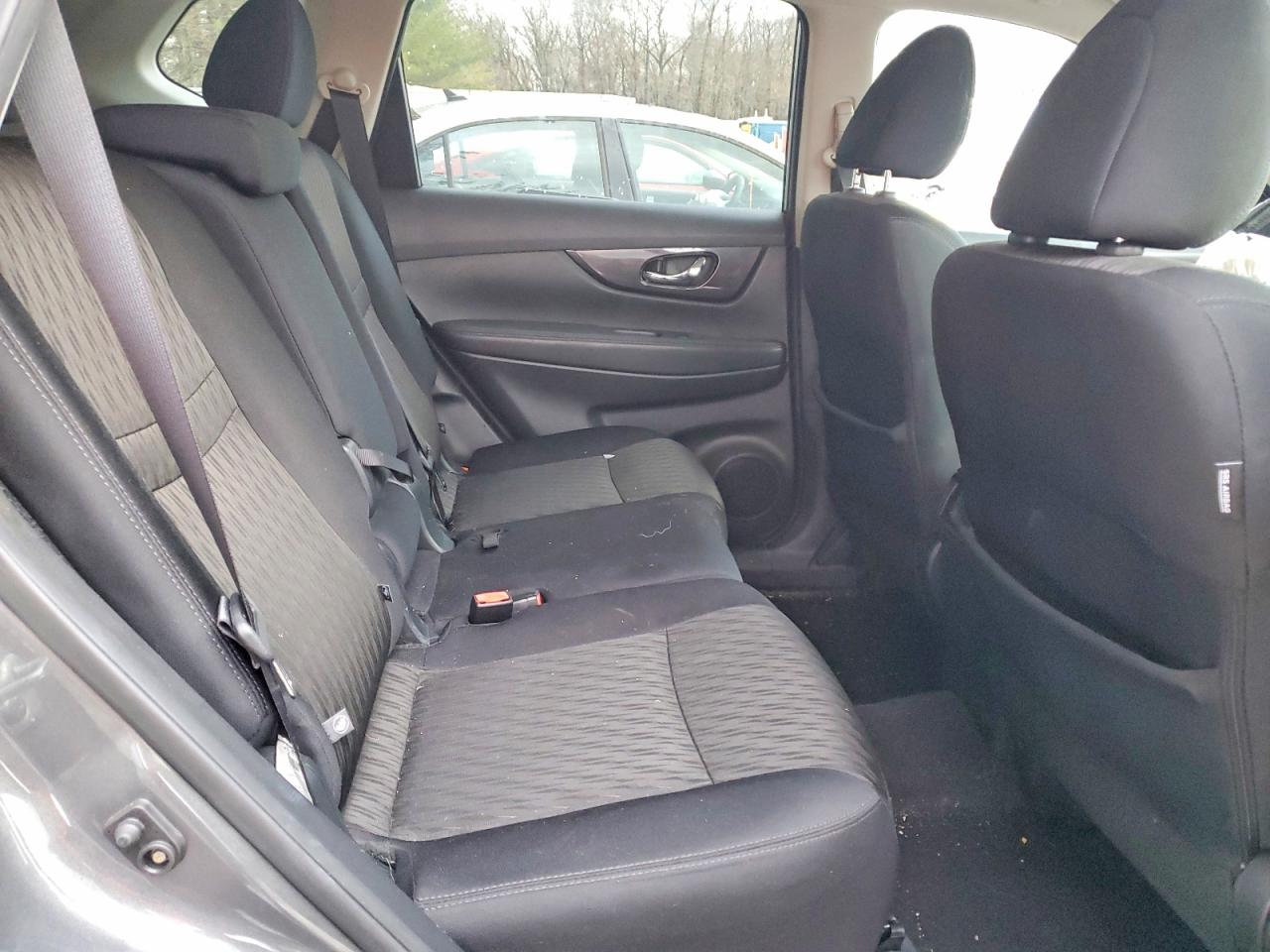 2018 NISSAN ROGUE S photo 11