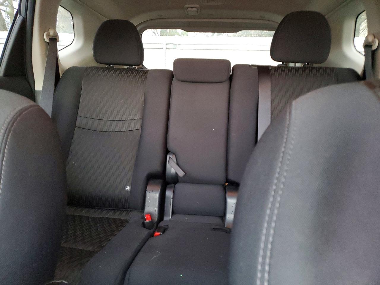 2018 NISSAN ROGUE S photo 10