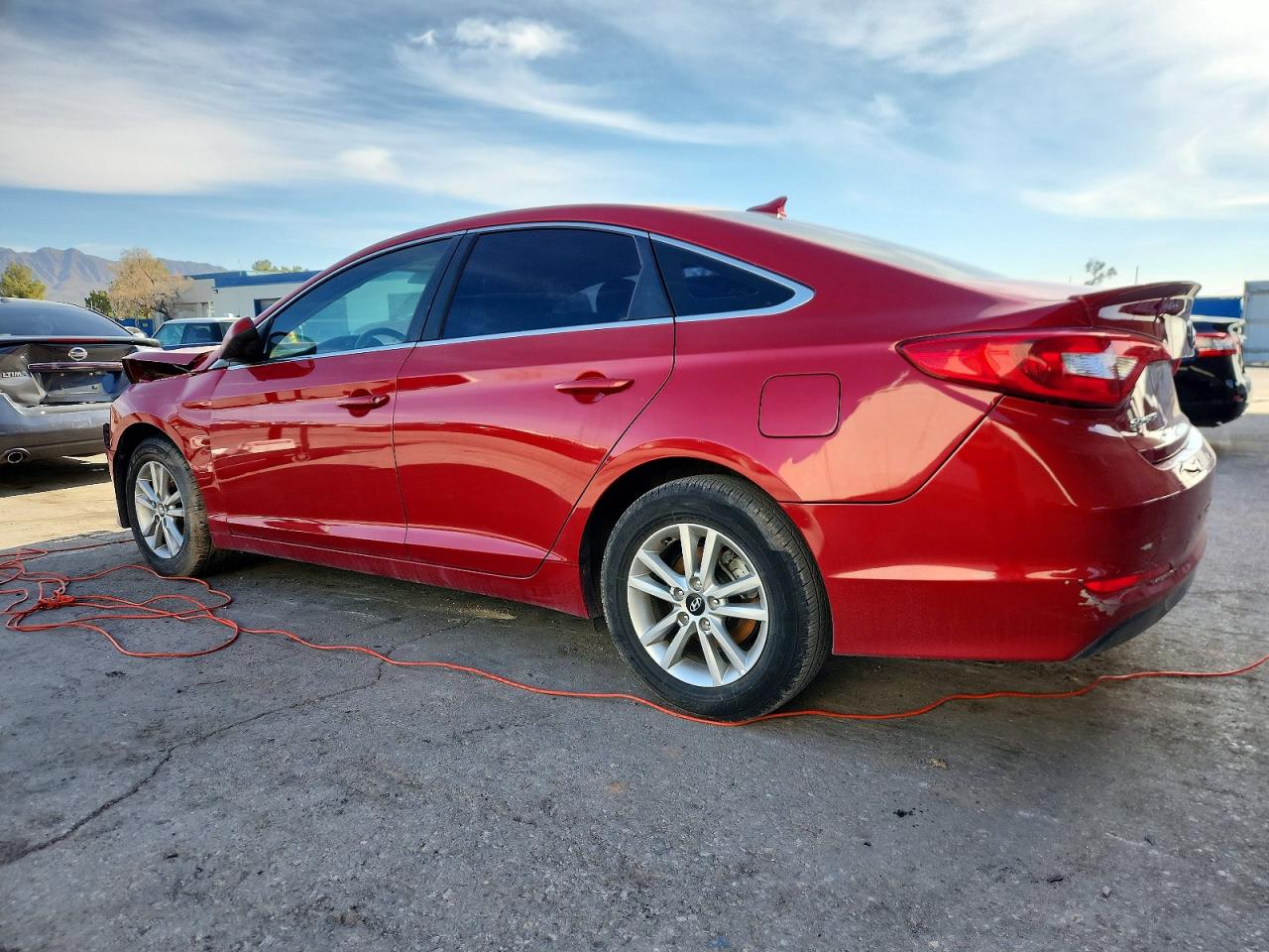 2017 HYUNDAI SONATA SE photo 2
