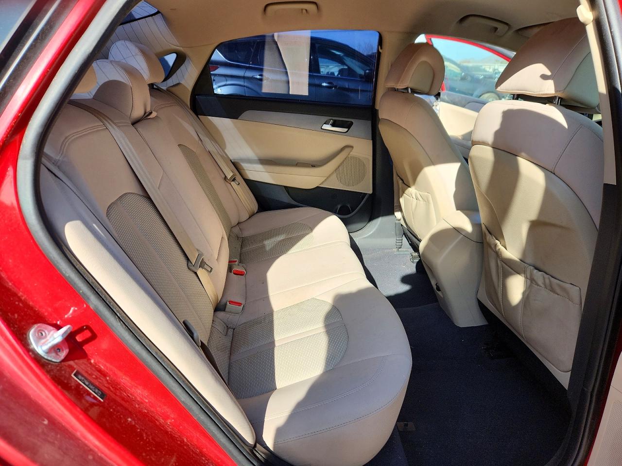 2017 HYUNDAI SONATA SE photo 10