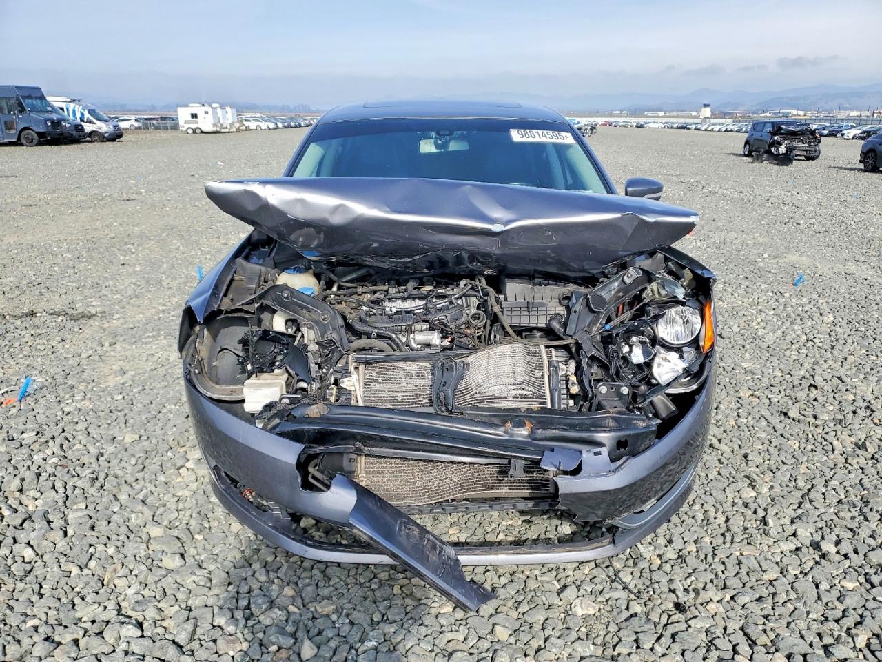 2015 VOLKSWAGEN PASSAT SE photo 5