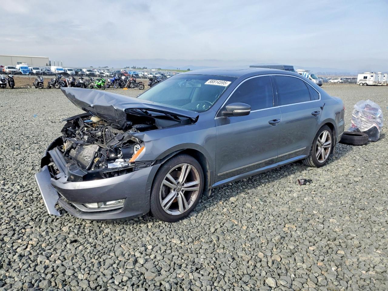 2015 VOLKSWAGEN PASSAT