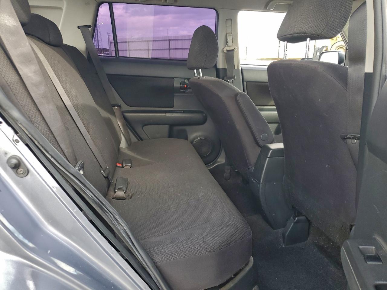 2009 TOYOTA SCION XB photo 10