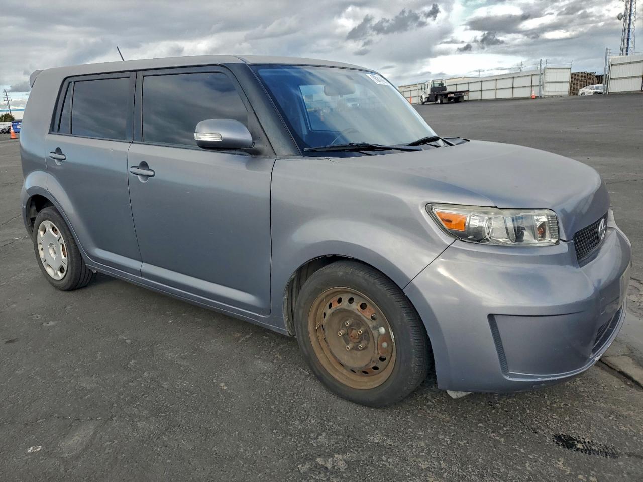 2009 TOYOTA SCION XB photo 4