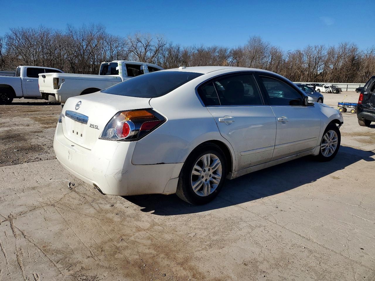 2011 NISSAN ALTIMA BASE photo 5
