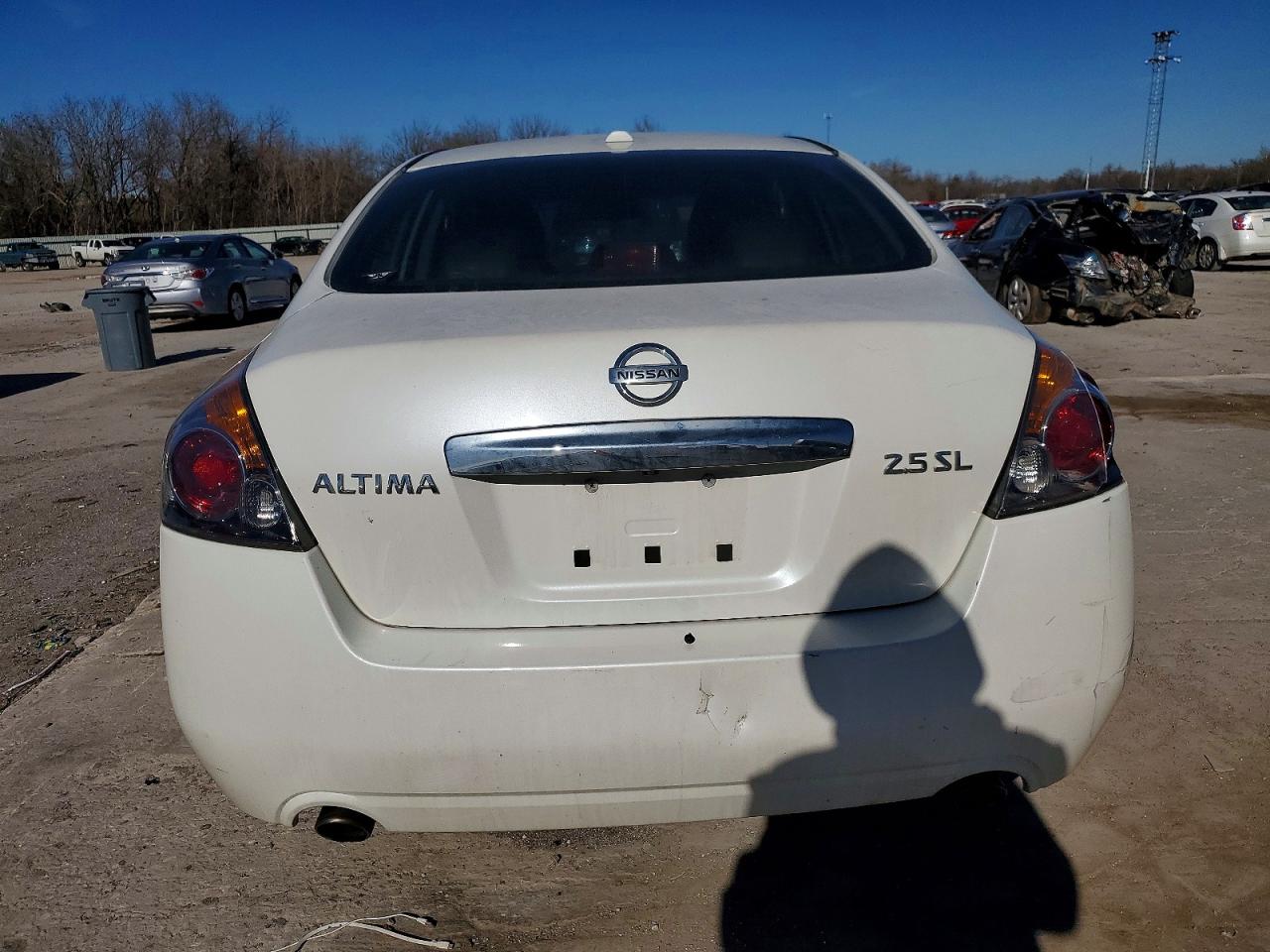 2011 NISSAN ALTIMA BASE photo 11