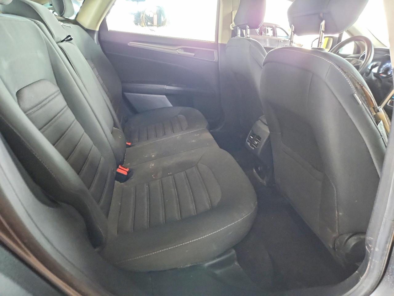 2020 FORD FUSION SE photo 10