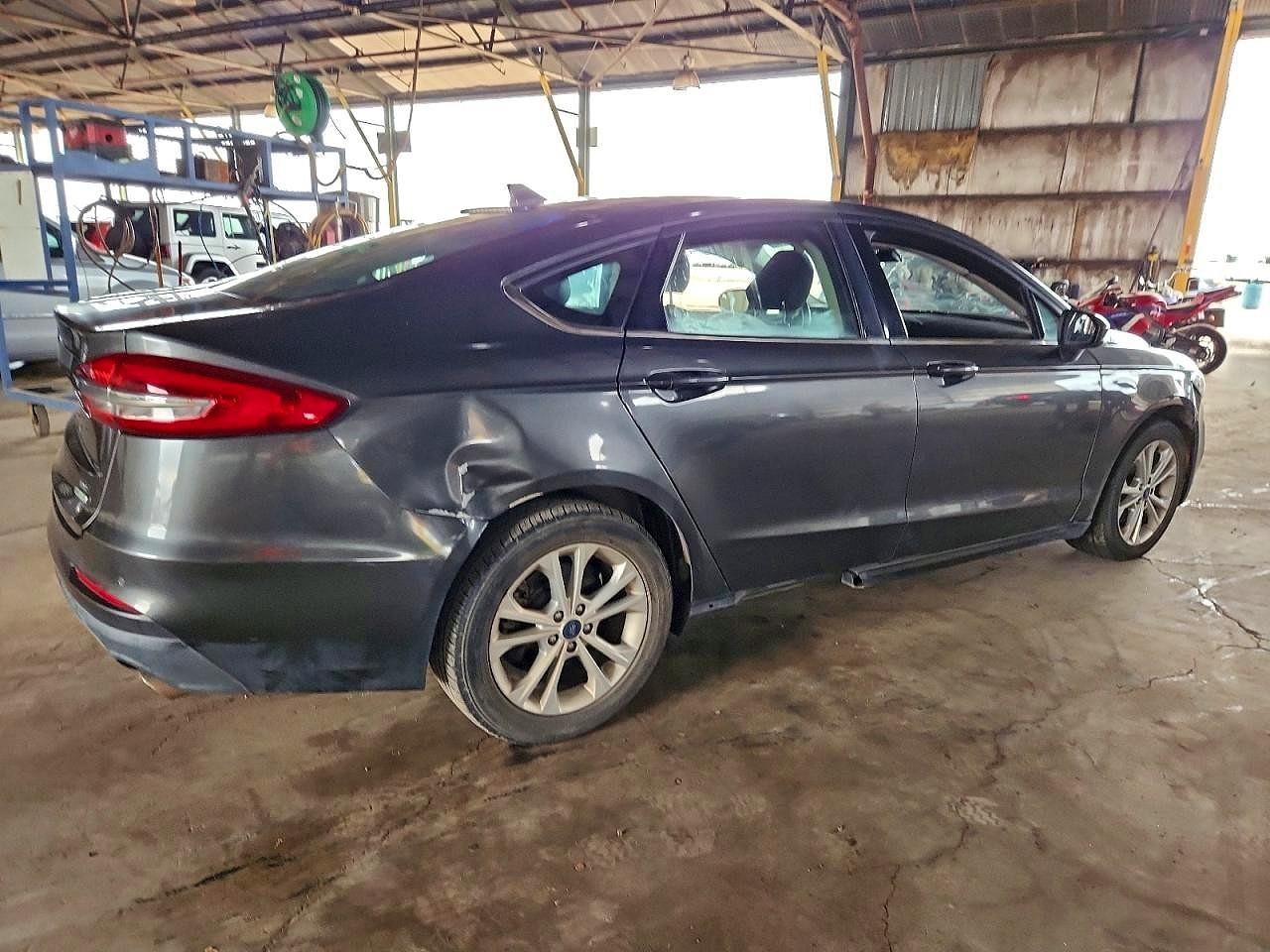 2020 FORD FUSION SE photo 3