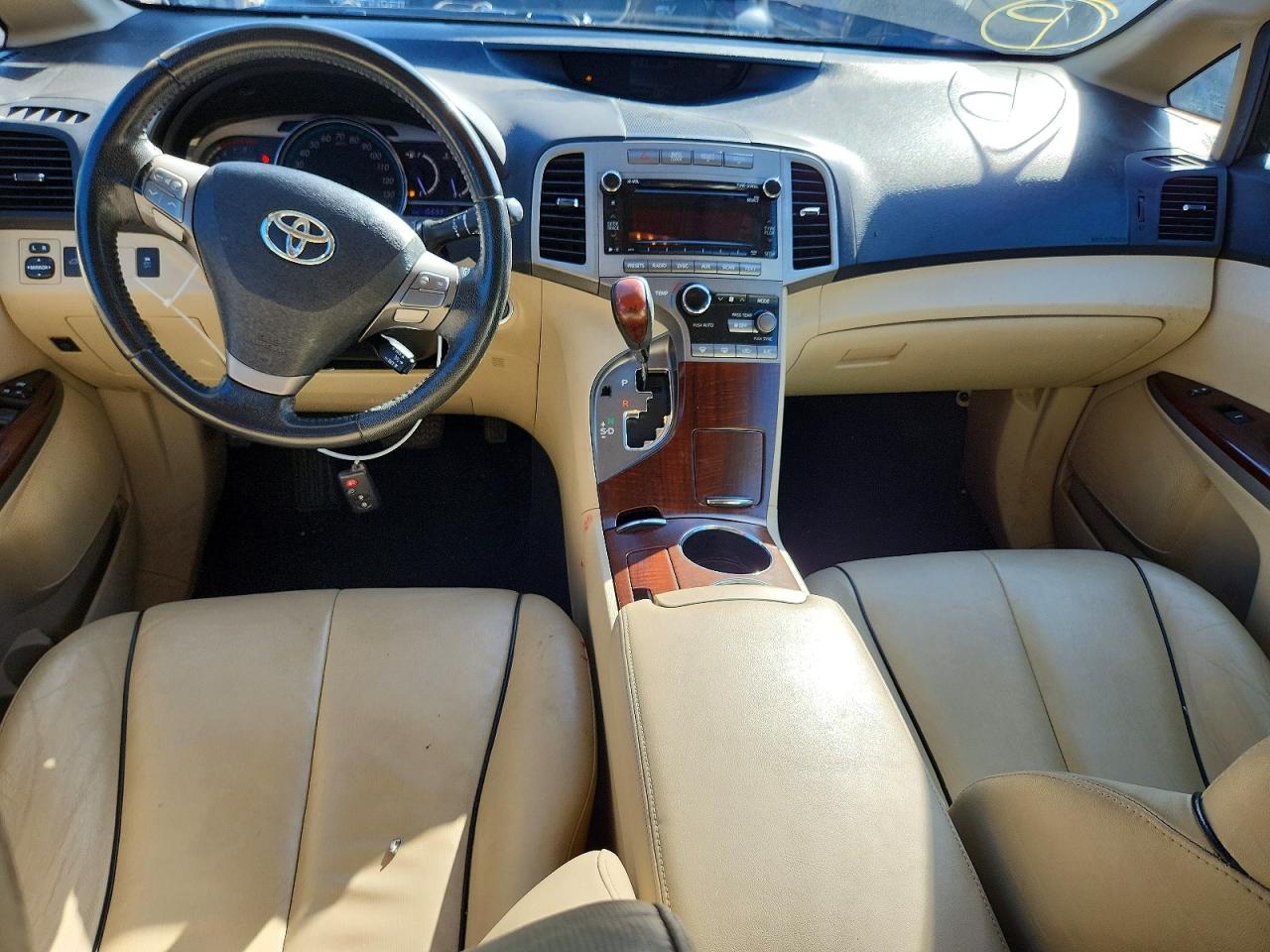 2011 TOYOTA VENZA photo 15