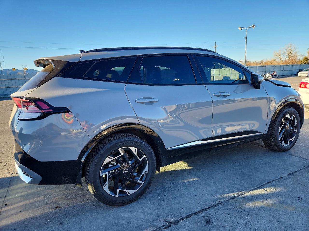 2023 KIA SPORTAGE SX PRESTIGE photo 3