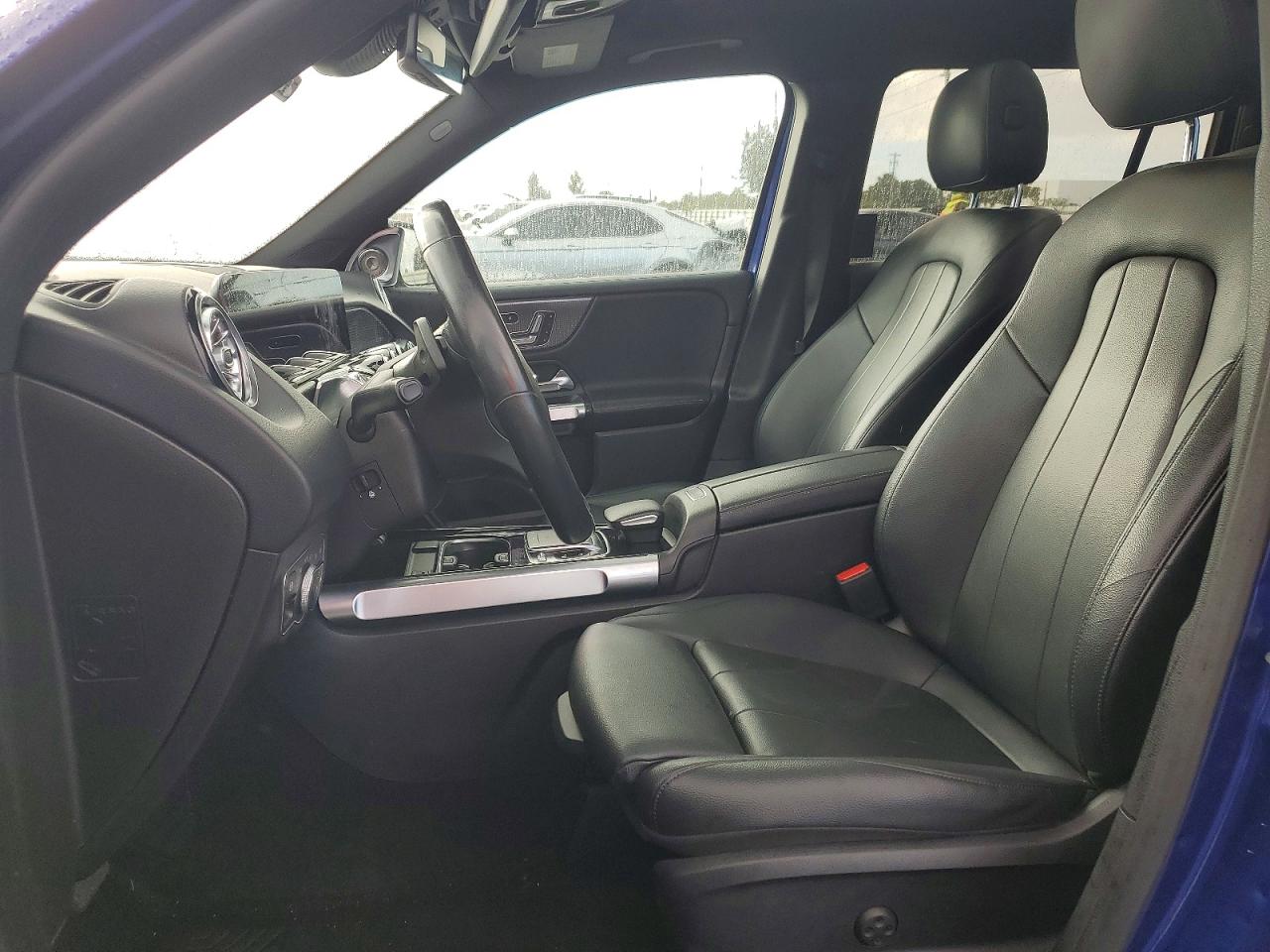 2020 MERCEDES-BENZ GLB 250 4MATIC photo 25