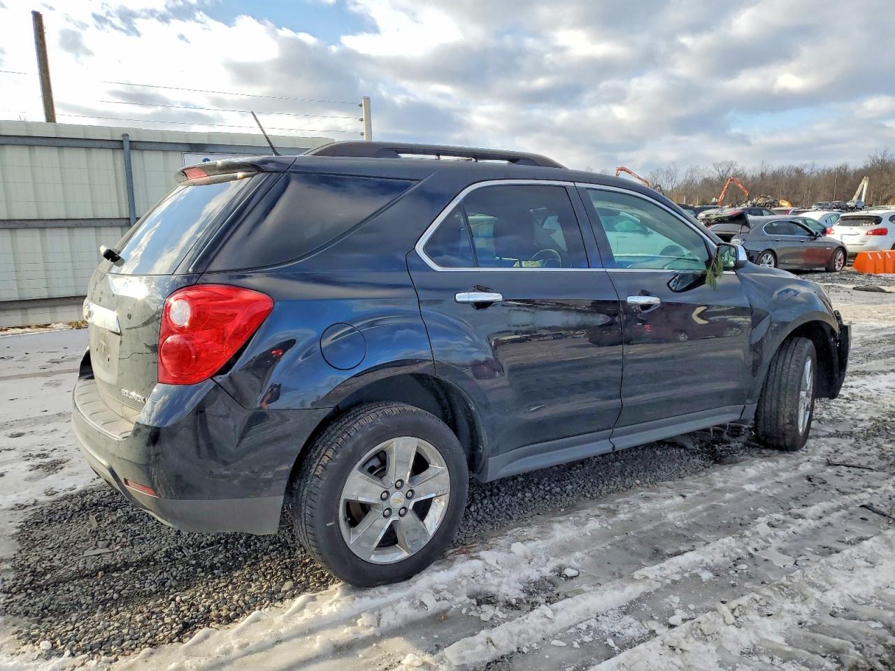 2014 CHEVROLET EQUINOX LT photo 3
