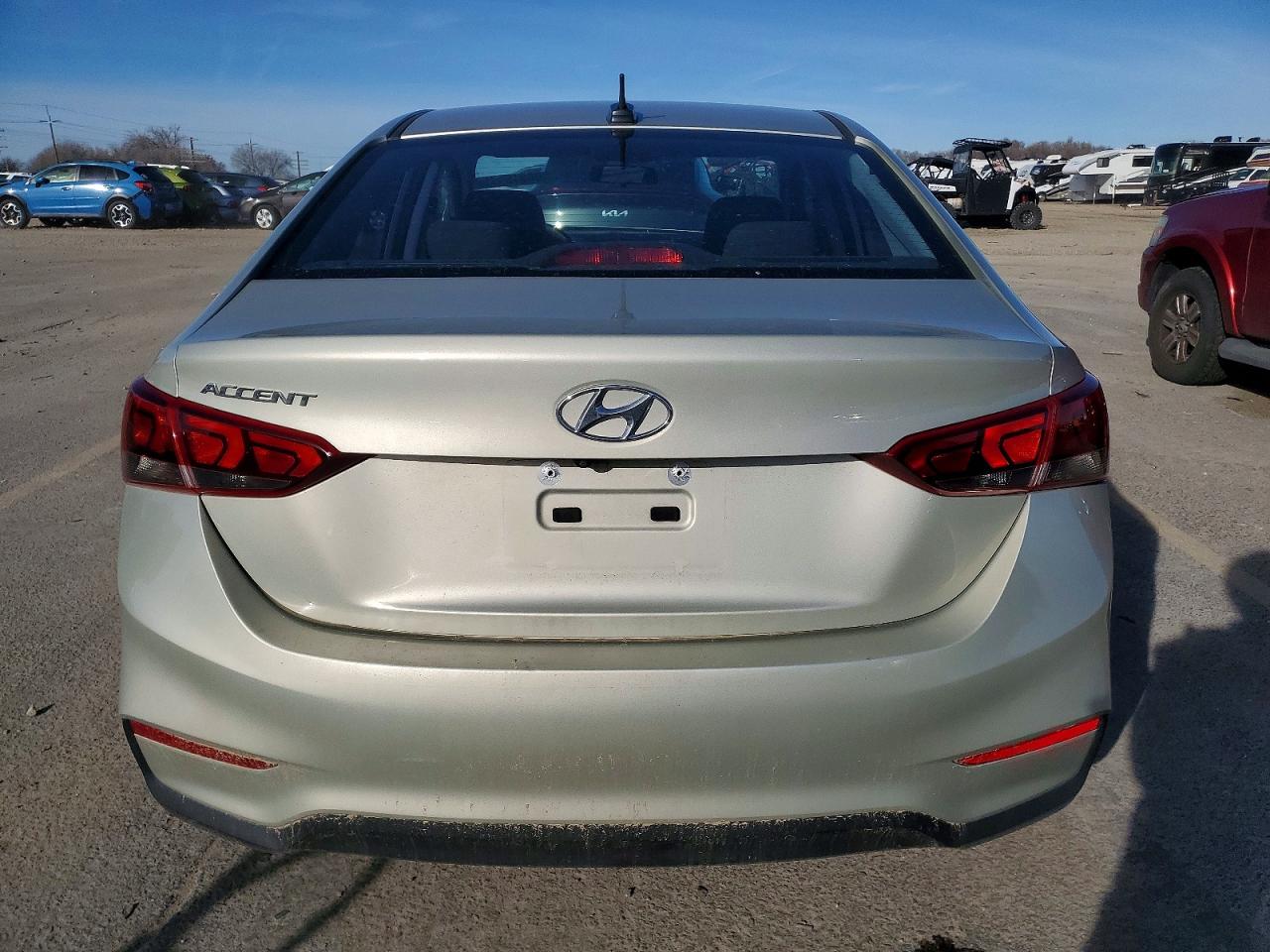 2019 HYUNDAI ACCENT SE photo 6