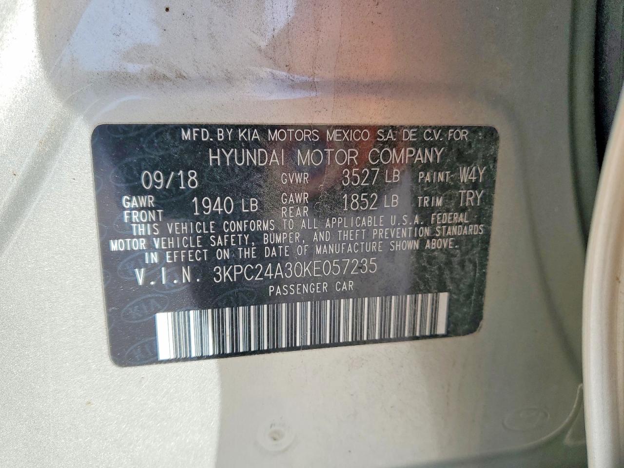 2019 HYUNDAI ACCENT SE photo 12