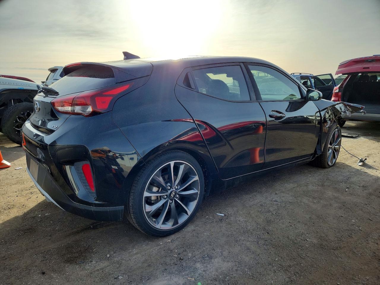 2019 HYUNDAI VELOSTER BASE photo 3