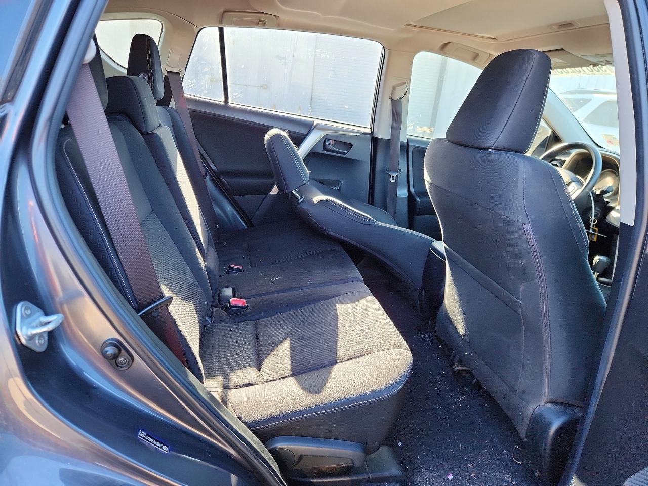 2013 TOYOTA RAV4 XLE photo 21