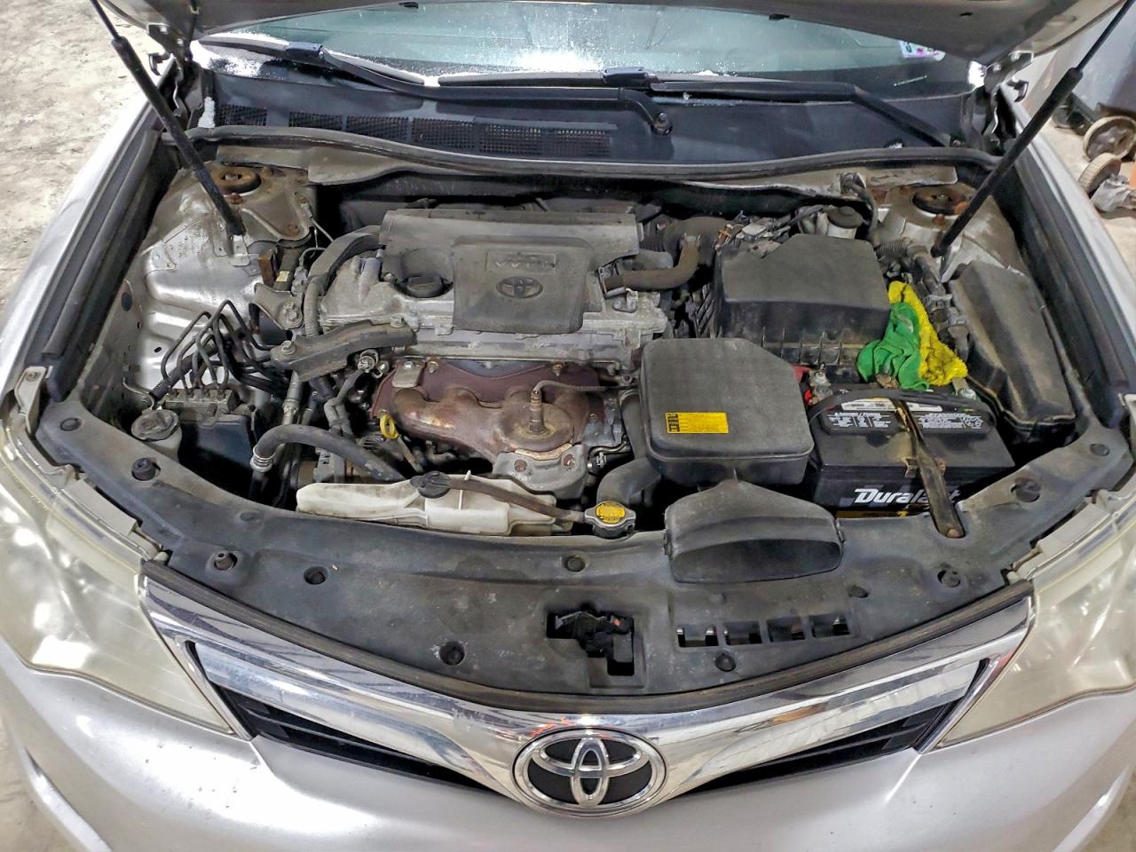 2013 TOYOTA CAMRY L photo 11