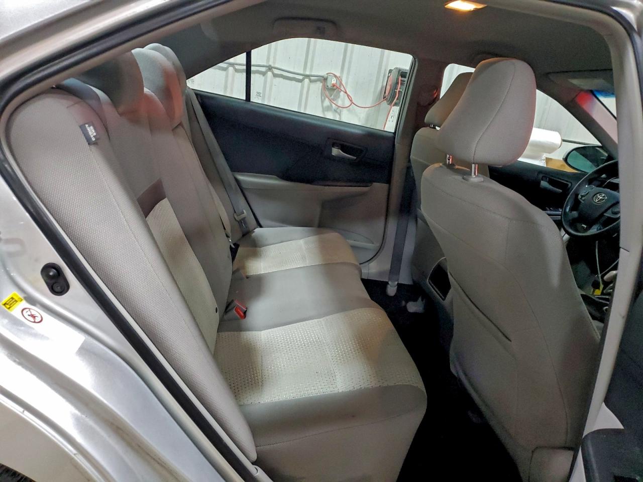 2013 TOYOTA CAMRY L photo 10