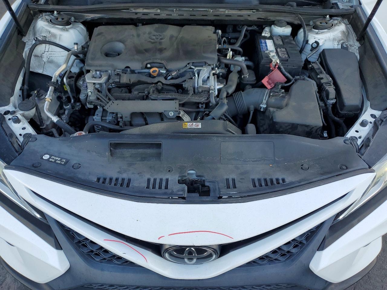 2019 TOYOTA CAMRY photo 11