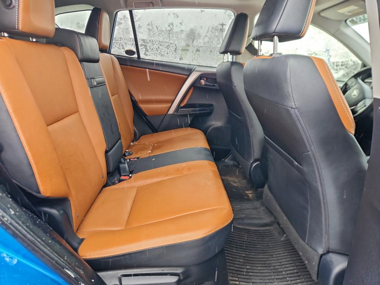 2018 TOYOTA RAV4 HV LIMITED photo 11