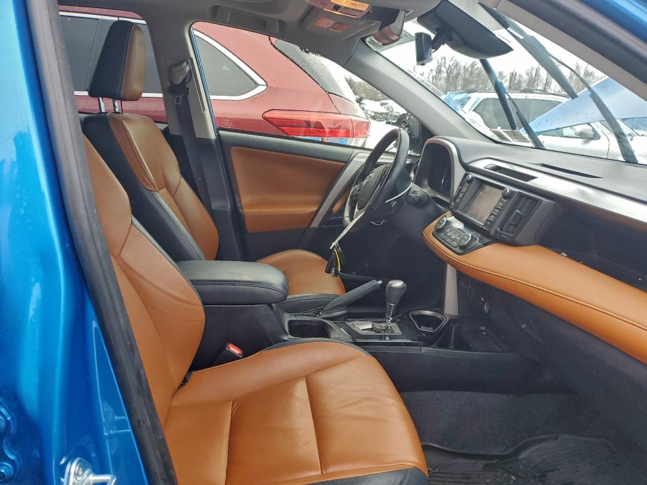 2018 TOYOTA RAV4 HV LIMITED photo 7