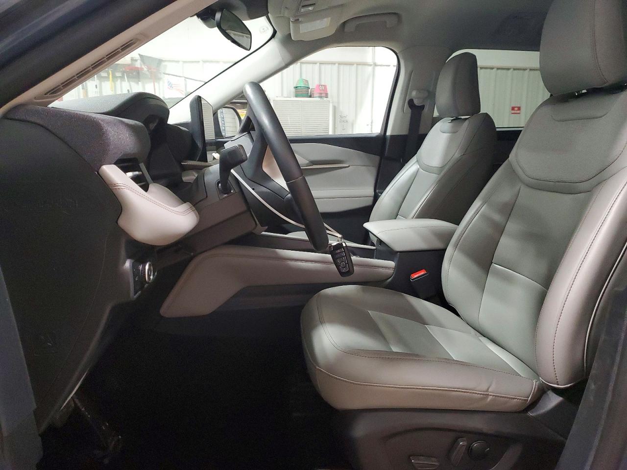 2025 FORD EXPLORER ACTIVE photo 7
