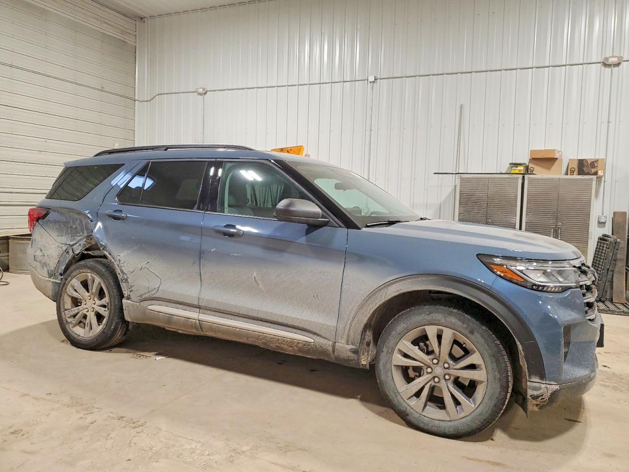 2025 FORD EXPLORER ACTIVE photo 4