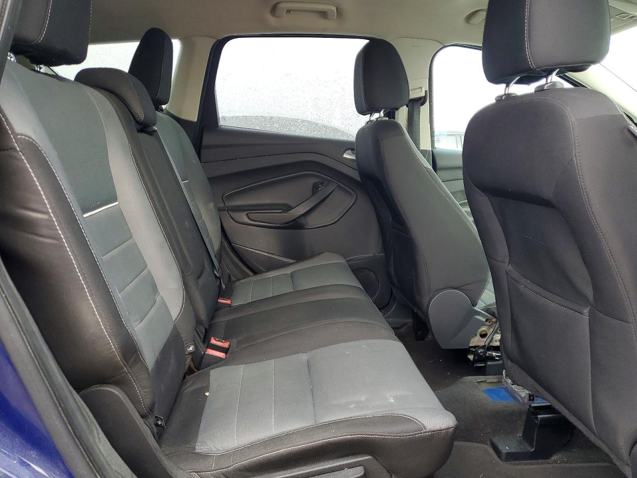 2015 FORD ESCAPE SE photo 10