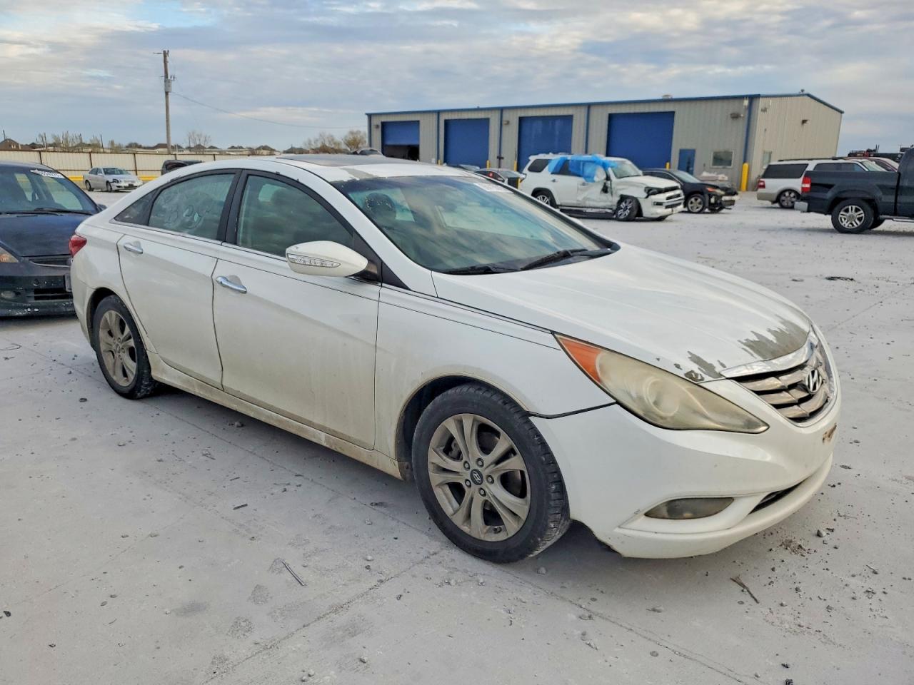2011 HYUNDAI SONATA SE photo 7