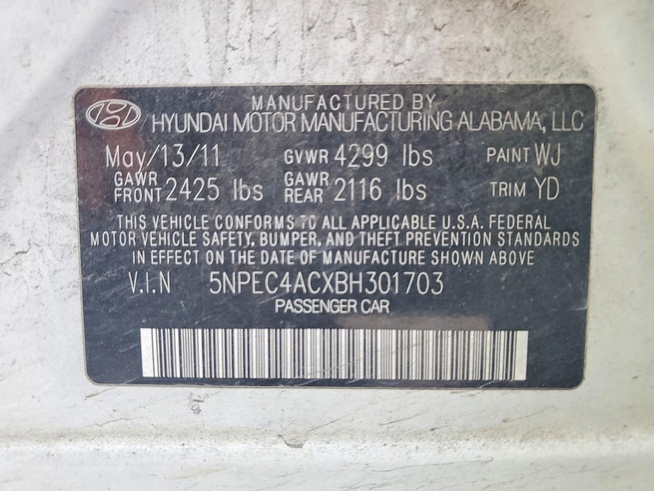 2011 HYUNDAI SONATA SE photo 23
