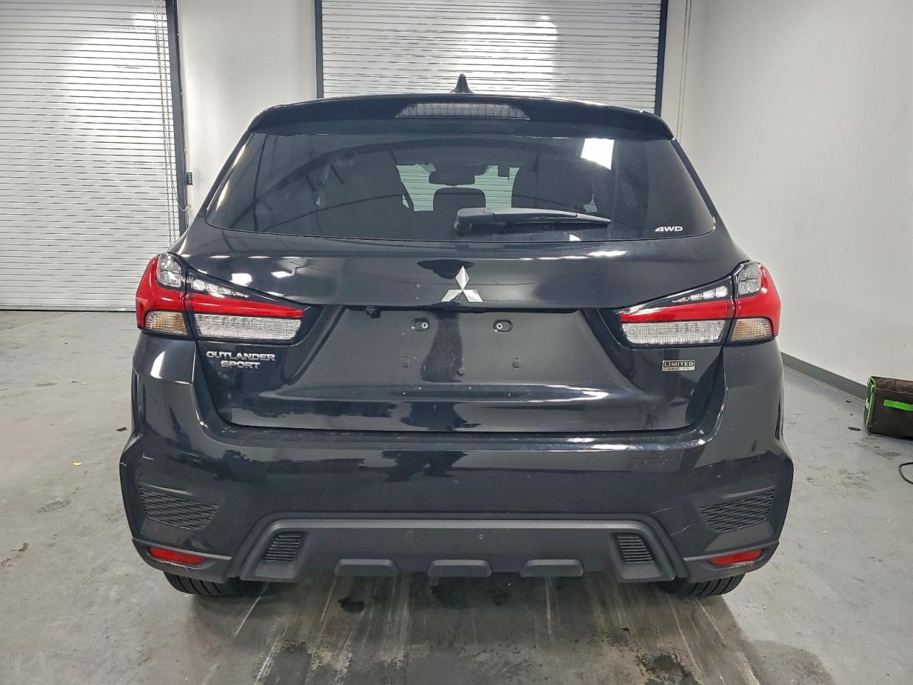 2025 MITSUBISHI OUTLANDER SPORT S photo 6