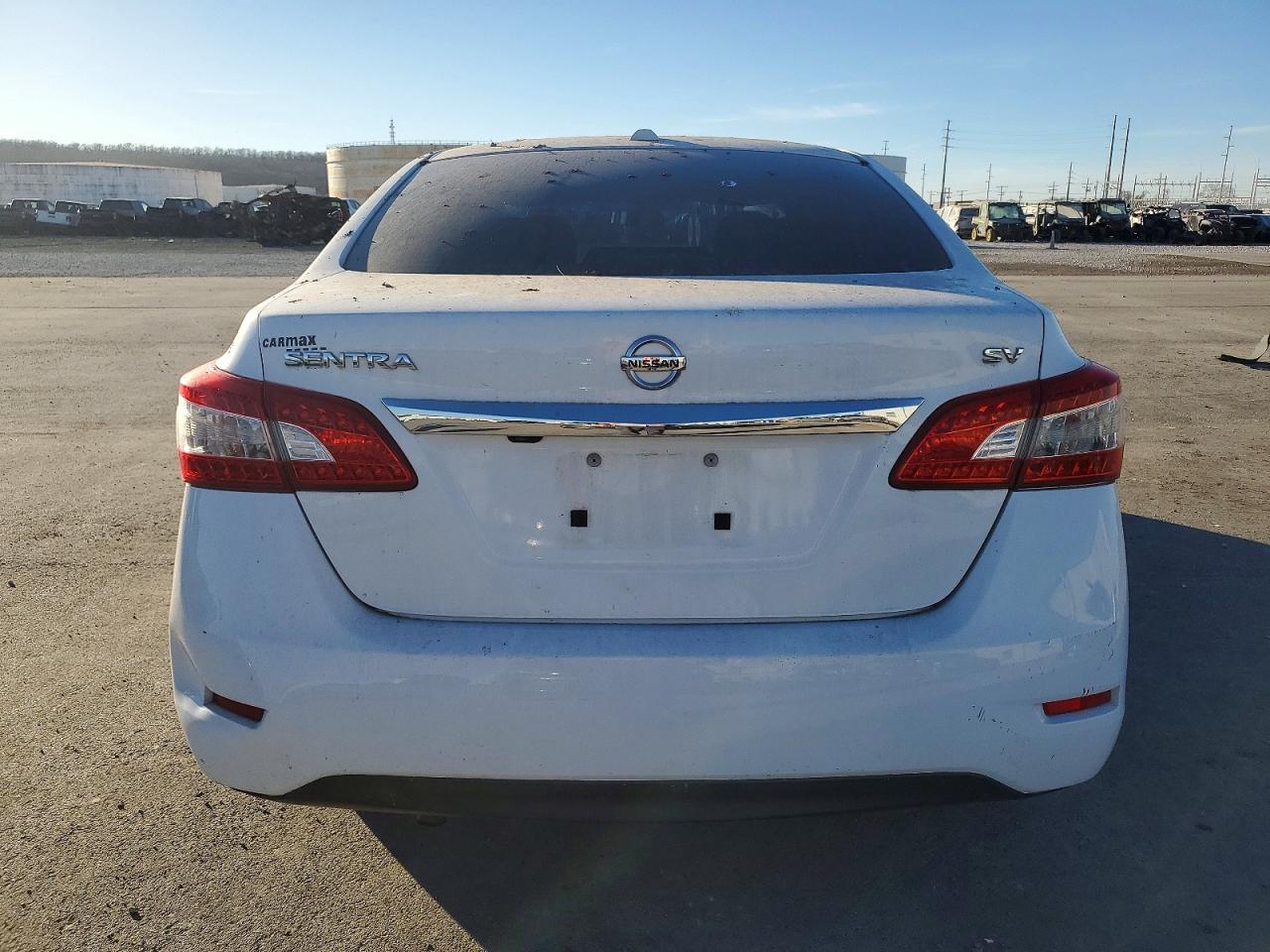 2015 NISSAN SENTRA S photo 6