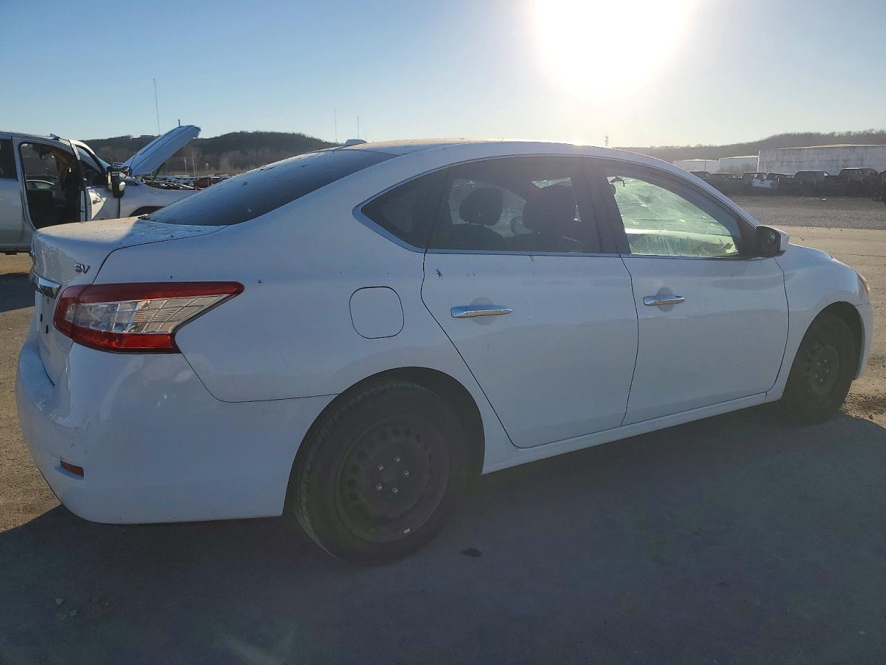 2015 NISSAN SENTRA S photo 3