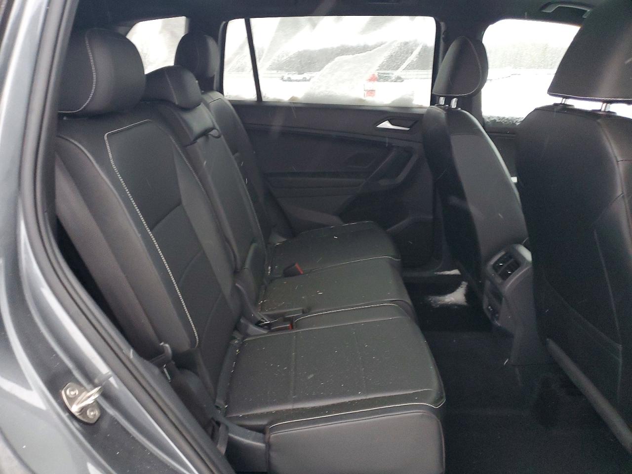 2021 VOLKSWAGEN TIGUAN SE photo 11